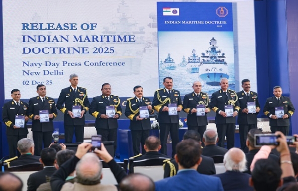 بحریہ کے سربراہ نے بھارتی بحریہ کے اہم رہنما دستاویز کا اجرا کیا