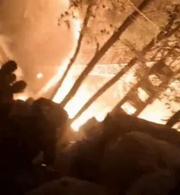 اسکریپ فیکٹری میں آگ لگی، کروڑوں کا سامان جل کر خاک