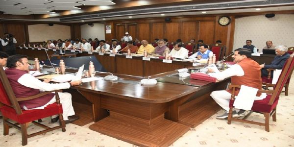 ایم پی کابینہ: بڑواہ-دھامنودفور لین تعمیراتی کاموں کےلئے 2,508 کروڑ روپے سے زیادہ کی منظوری