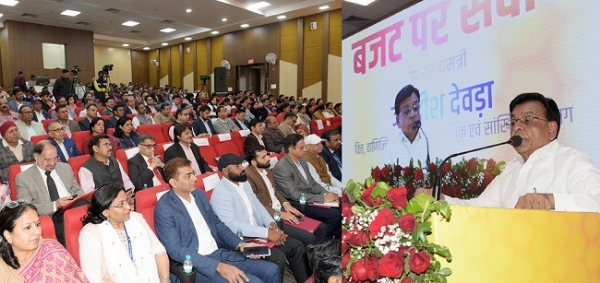 مدھیہ پردیش رولنگ بجٹ بنانے والی ملک کی پہلی ریاست بنے گی: نائب وزیر اعلیٰ دیورا