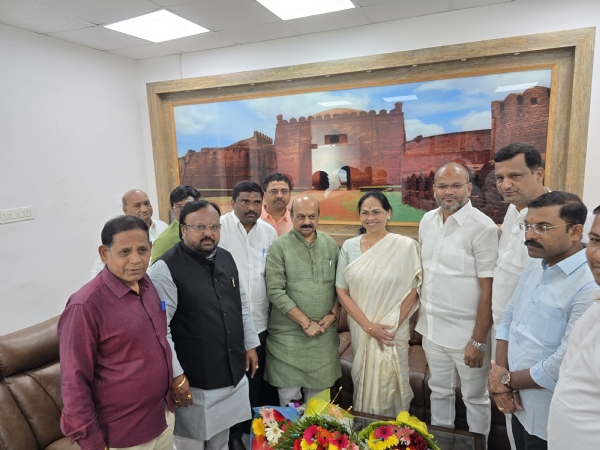 گاندھی گاندھی