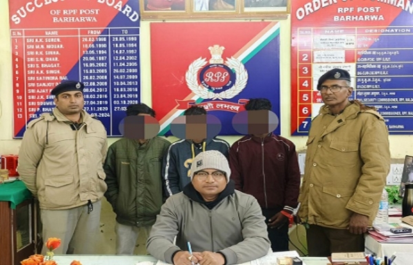 آپریشن ننھے فرشتے کے تحت تین نابالغ کو حراست میں لیا