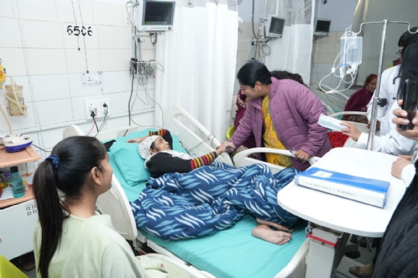 وزیر اعلیٰ نے راجیو گاندھی سپر اسپیشلٹی اسپتال کا معائنہ کیا