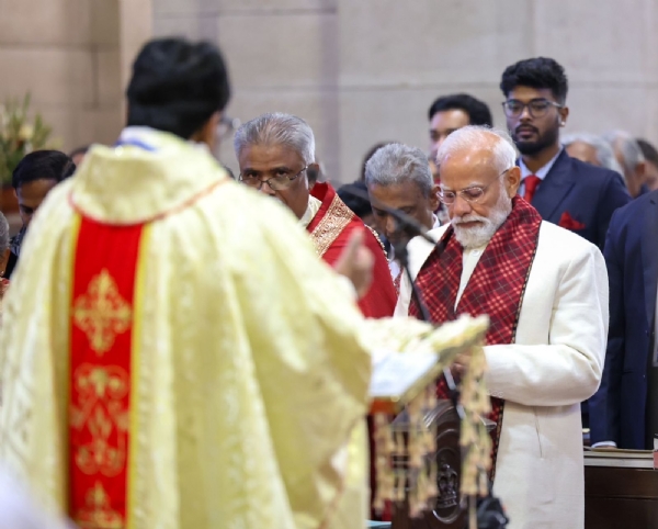 وزیر اعظم نے دہلی کے کیتھیڈرل چرچ میں ایک خصوصی دعائیہ تقریب میں شرکت کی