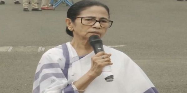 ممتا بنرجی نے کرسمس کی مبارکباد دی