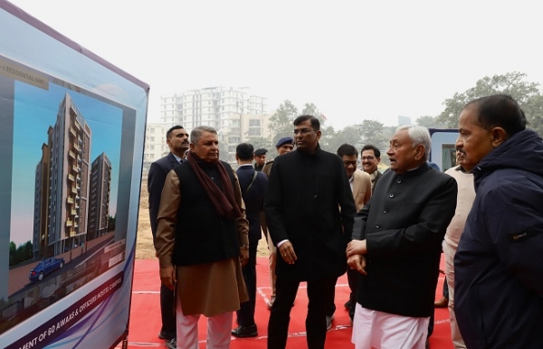 وزیر اعلیٰ نتیش کمار نے بہار میوزیم اور پٹنہ میوزیم کو جوڑنے والی زیر تعمیر سرنگ کا معائنہ کیا