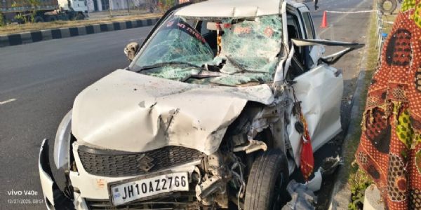 راج گنج میں کار ٹرک سے ٹکرائی، دو افراد ہلاک