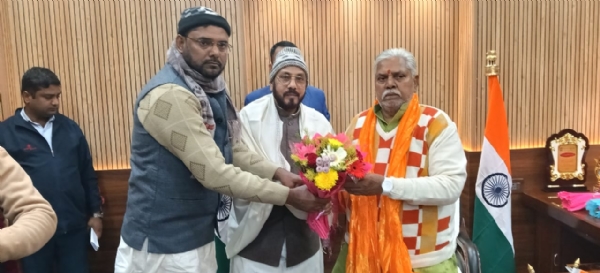 آل انڈیا عبدالقیوم انصاری وچار منچ کے صدر محمد تر غیب عالم انصاری کی بہار اسمبلی اسپیکر ڈاکٹر پریم کمار سے ملاقات