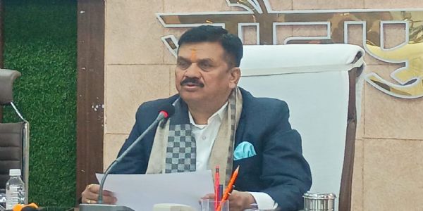 سردی کی لہر جاری، جونپور میں 28 اور 29 دسمبر کو آٹھویں جماعت تک کے اسکول بند رہیں گے