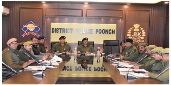 ڈی آئی جی نے پونچھ میں جامع سیکورٹی جائزہ اجلاس منعقد کیا۔