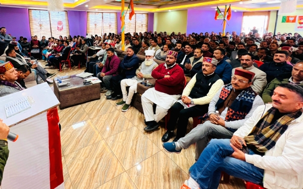 45,000 کروڑ کا قرض، ٹیکس کا بوجھ اور مہنگائی - کانگریس حکومت نے ہماچل کو نوریٹرن زون میں دھکیل دیا ہے: ڈاکٹر راجیو بندل