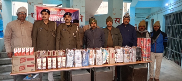 98 لیٹر غیر ملکی شراب کے ساتھ اسمگلر گرفتار