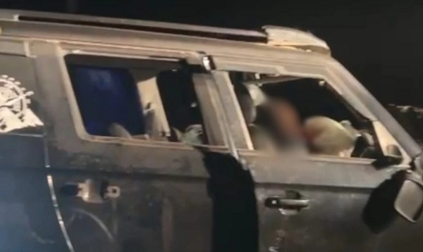 ودیشا: تیز رفتار کار سڑک کے کنارے ڈمپر سے ٹکرا ئی، تین نوجوانوں کی موت، تین دیگر زخمی