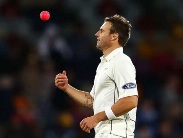 نیوزی لینڈ کے آل راؤنڈر ڈگ بریسویل نے تمام طرز کی کرکٹ سے ریٹائرمنٹ کا اعلان کیا