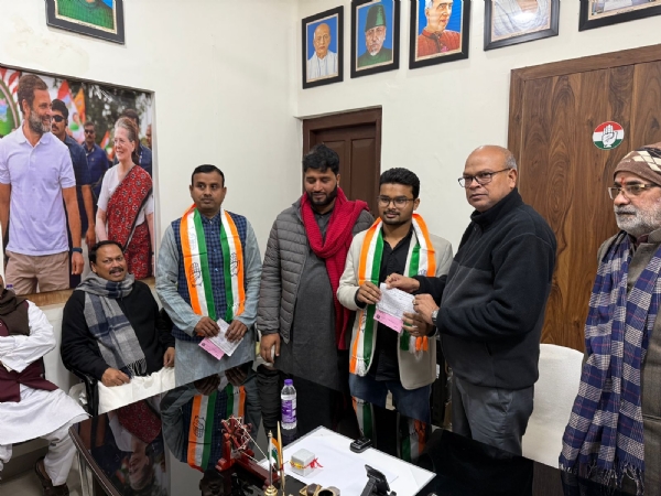 کانگریس میں شامل ہوئے ایل جے پی آر کے سہیل احمد اور عدنان علی خان