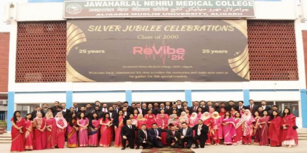 جے این میڈیکل کالج میں ایم بی بی ایس 2000 بیچ کی سلور جوبلی ری یونین کا اہتمام