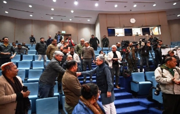 اشونی ویشنو نے میڈیا اہلکاروں کو نئے سال کی مبارکباد دی