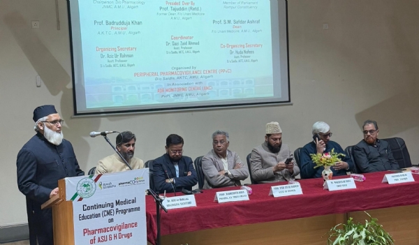 قاضی زید احمد خطاب کرتے ہوئے