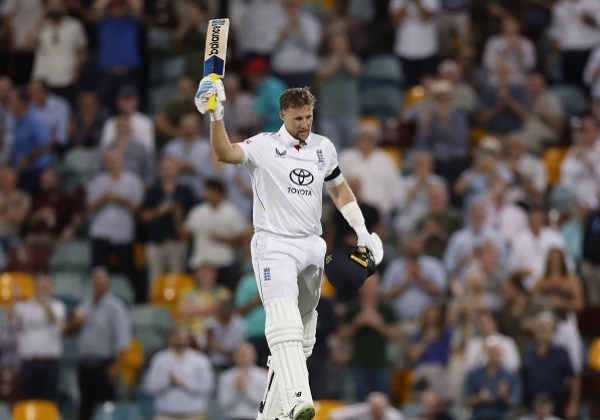 Root overcame Starc storm, scoring first Test century in Australia to put England in a strong position Root overcame Starc storm, scoring first Test century in Australia to put England in a strong position