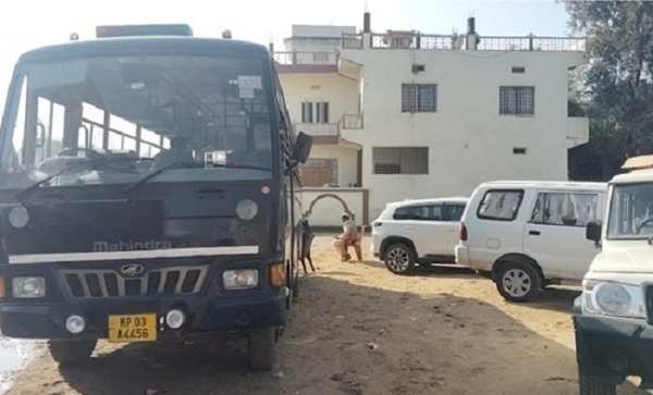 ہائی اسکول کے پرنسپل کے تین مقامات پر ای او ڈبلیو کا چھاپہ، سرچنگ میں 4.36 کروڑ روپے کی املاک ملی