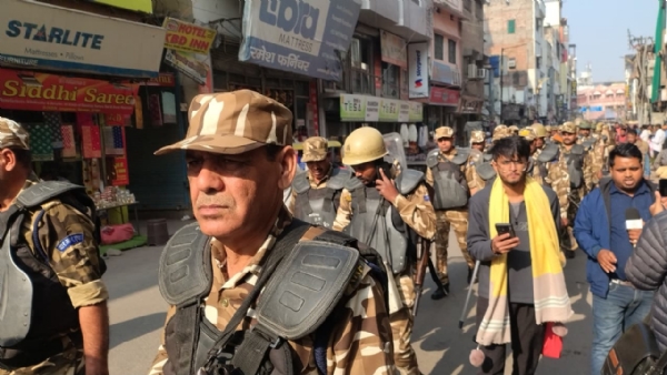 بابری مسجد انہدم کی برسی پردالمنڈی میں  دکانیں بند ،سیکورٹی اہلکاروں کی گشت