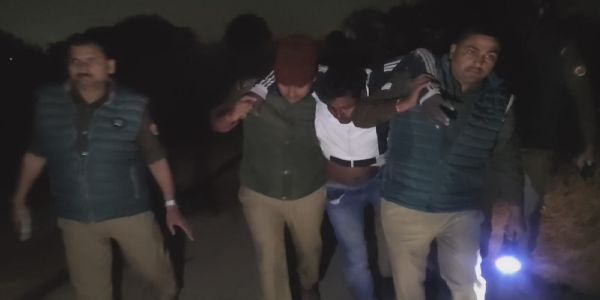 فیروز آباد پولیس تصادم میں ایک بدمعاش زخمی