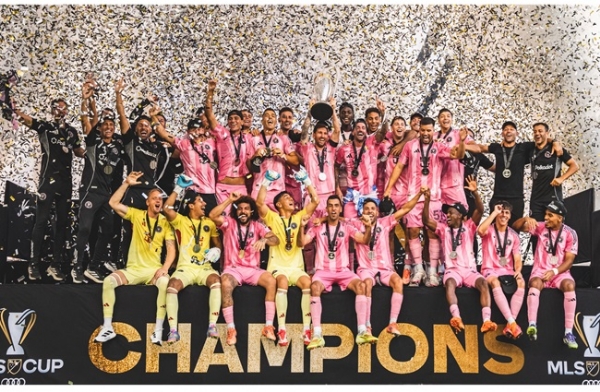 انٹر میامی نے جیتاایم ایل ایس کپ کا خطاب ، مولر پر بھاری پڑے ارجنٹائن کے کھلاڑی میسی انٹر میامی نے جیتاایم ایل ایس کپ کا خطاب ، مولر پر بھاری پڑے ارجنٹائن کے کھلاڑی میسی