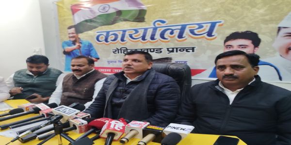 یوپی میں کروڑوں ووٹ چوری کرنے کی سازش: سنجے سنگھ