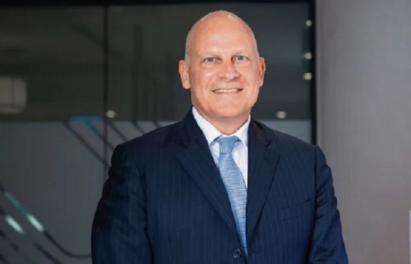 ایئر انڈیا کے سی ای او نے عملے سے انڈیگو کے پھنسے ہوئے مسافروں کی مدد کرنے کی اپیل کی ایئر انڈیا کے سی ای او نے عملے سے انڈیگو کے پھنسے ہوئے مسافروں کی مدد کرنے کی اپیل کی