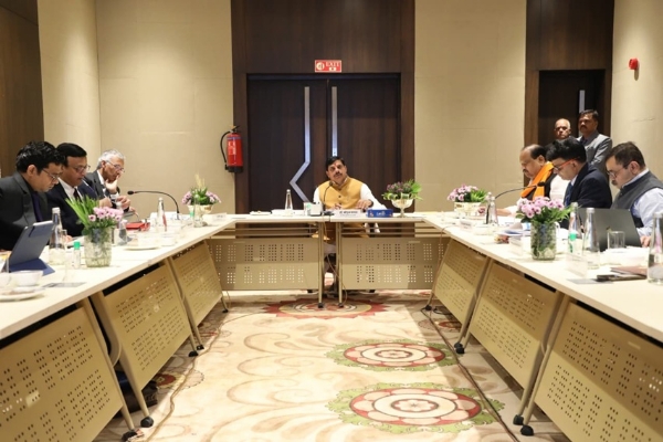 میٹروپولیٹن سٹی کے پیش نظر ترقی یافتہ صنعتی علاقوں کوصنعتی برادری کے درمیان فروغ دیں: وزیر اعلیٰ ڈاکٹر یادو