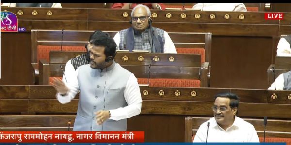 انڈیگو بحران پر راجیہ سبھا میں ہنگامہ، مرکزی وزیر نے سخت کارروائی کا یقین دلایا