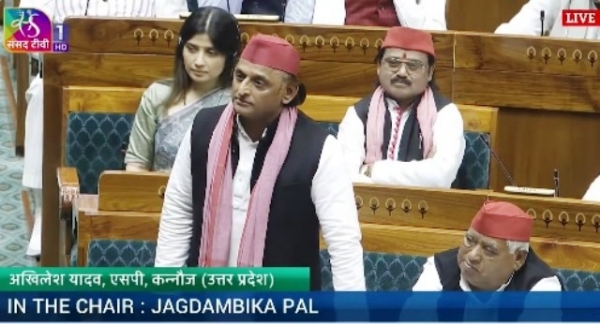 وندے ماترم پر حکومت اور اپوزیشن کے درمیان الزامات کا تبادلہ وندے ماترم پر حکومت اور اپوزیشن کے درمیان الزامات کا تبادلہ