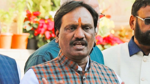 MAHA-POLITICS-JADHAV–SARNAIK MEET MAHA-POLITICS-JADHAV–SARNAIK MEET