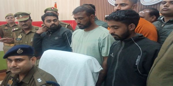 بین اضلاع منشیات اسمگلنگ گینگ کے تین ملزمان گرفتار، 80 لاکھ روپے مالیت کی ہیروئن برآمد