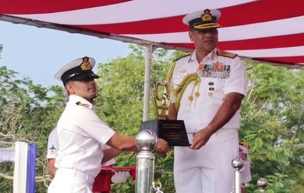 helicopter-trained-navy-pilots helicopter-trained-navy-pilots