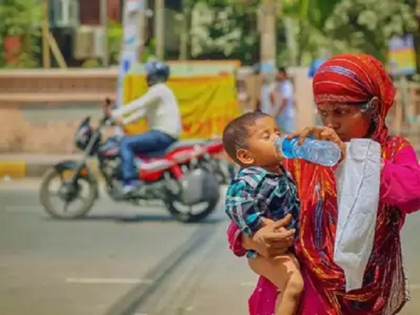 Heatwave alert issued for Thane, precautions advised