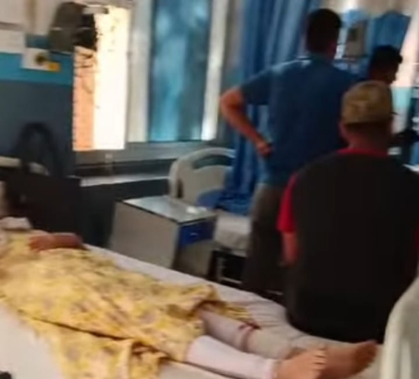 اسکول بس اور ٹرک میں تصادم، چھ بچے اور دو اساتذہ زخمی اسکول بس اور ٹرک میں تصادم، چھ بچے اور دو اساتذہ زخمی