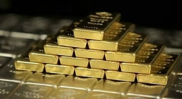 Gold racket at Mumbai airport involves CISF official