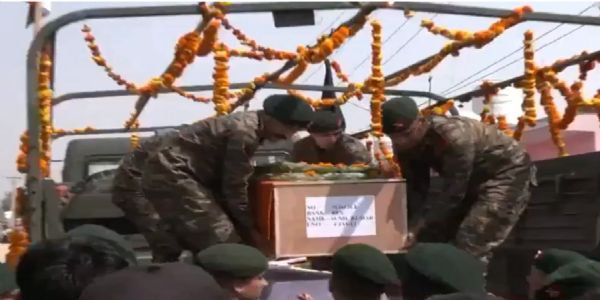 شہید رائفل مین سنیل کمار کو اشکبار آنکھوں سے الوداع کہا گیا