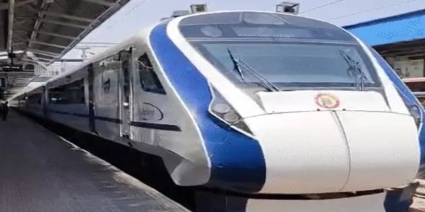 پہلی بار جودھ پور سے دہلی تک چلائی گئی وندے بھارت اسپیشل ٹرین