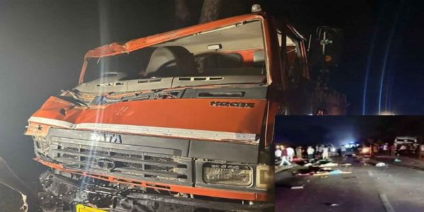 چھتیس گڑھ میں خوفناک سڑک حادثہ، چار بچے اور نو خواتین کی موت