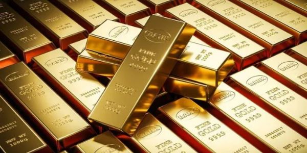 بین الاقوامی مارکیٹ میں دوبارہ تیزی کا رجحان، کامیکس پر سونا 3,350 ڈالر کے قریب
