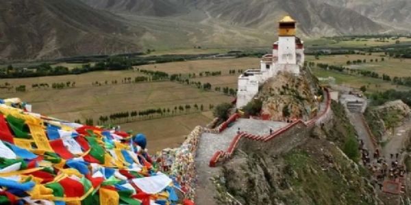 تاریخ کے آئینے میں 23 مئی: تبت کی آزادی کی راہ میں رکاوٹیں