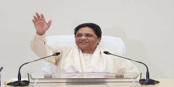 مدھیہ پردیش حکومت ہائی کورٹ کی گوالیار بنچ کے احاطے میں ڈاکٹر امبیڈکر کا مجسمہ نصب کرے: مایاوتی