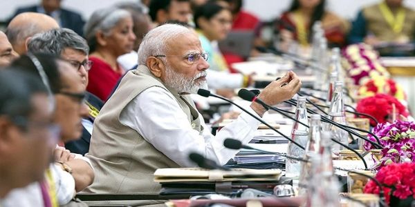 نیتی آیوگ کی 10ویں گورننگ کونسل کی میٹنگ’ترقی یافتہ ہندوستان‘ پر مرکوز، آپریشن سندور کو متفقہ حمایت ملی