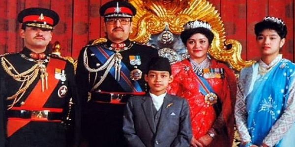تاریخ کے آئینے میں یکم جون : نیپال کے شاہی محل میں ہونے والا اجتماعی قتل عام