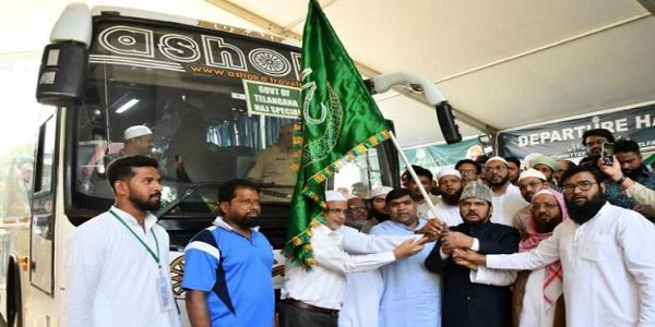 حیدرآباد سے عازمین حج 2025 کا تیسرا قافلہ روانہ