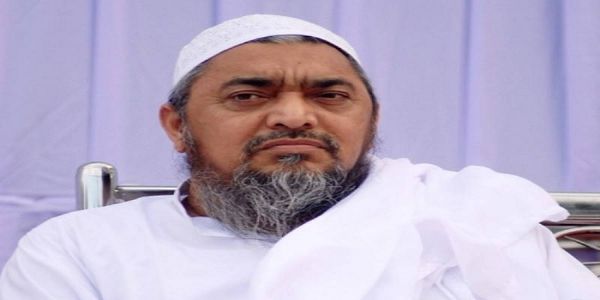 معروف عالم دین اور متعدد دینی و عصری اداروں کے سر براہ مولانا غلام محمد وستانوی کا انتقال