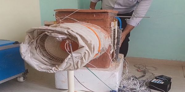 سونی پت: مٹی سے بنایا کولر،ڈی سی آر یو ایس ٹی کے محقق کو حکومت ہند سے پیٹنٹ ملا