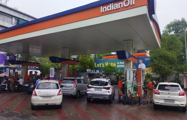 Sufficient stock of fuel, no need to panic: Oil companies